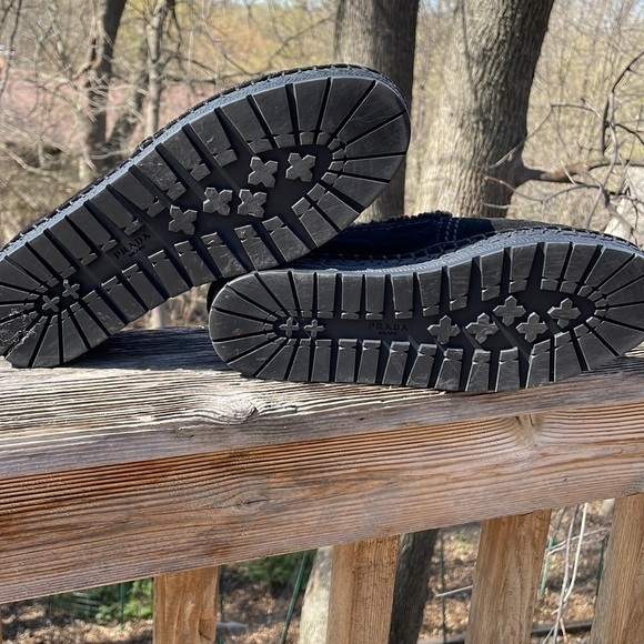 Prada shoes - Picture 4 of 7